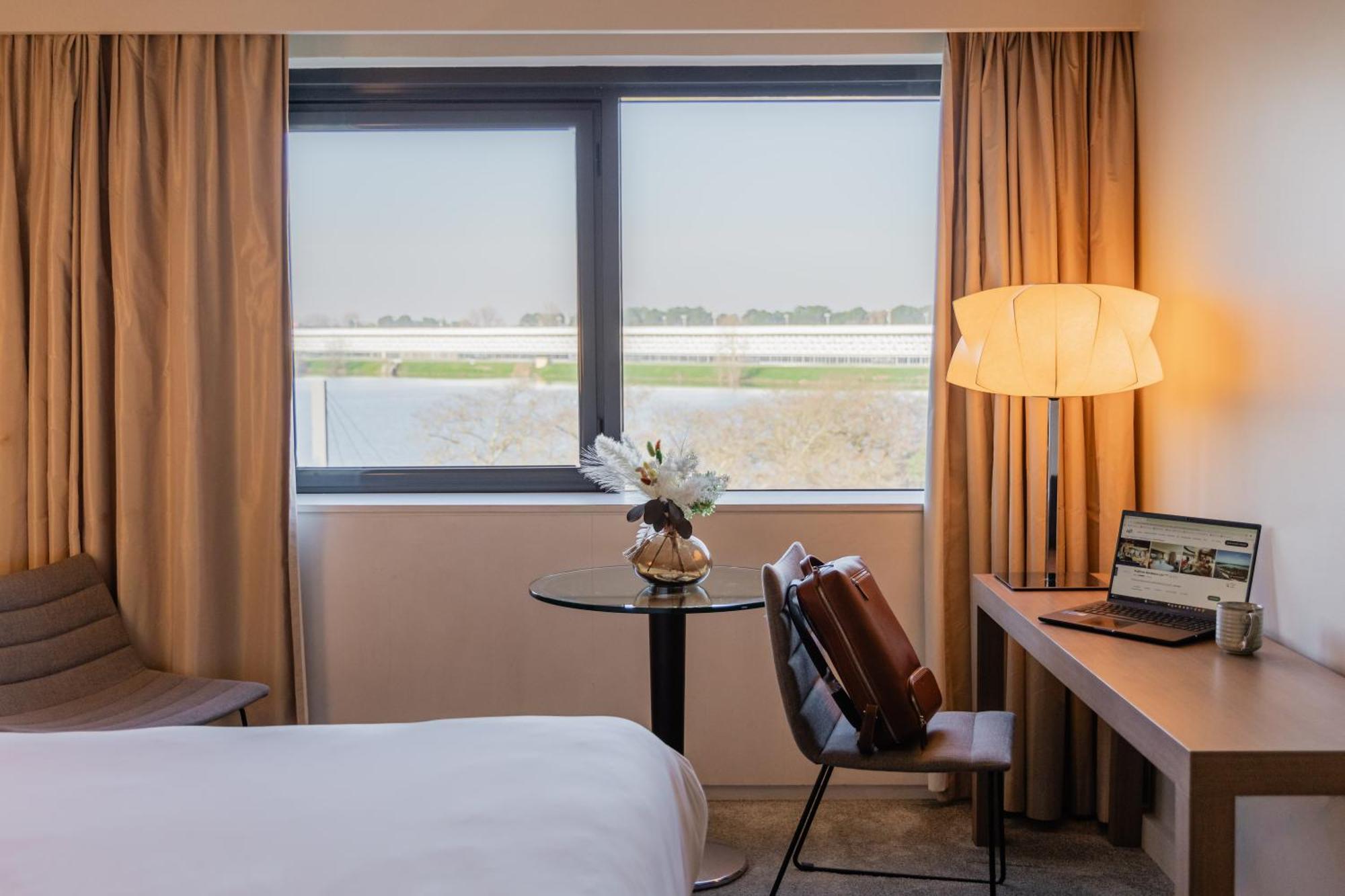 Pullman Bordeaux Lac Ngoại thất bức ảnh