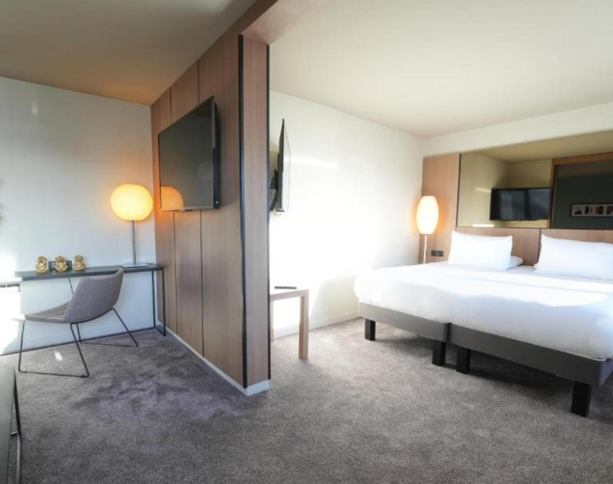Pullman Bordeaux Lac Ngoại thất bức ảnh