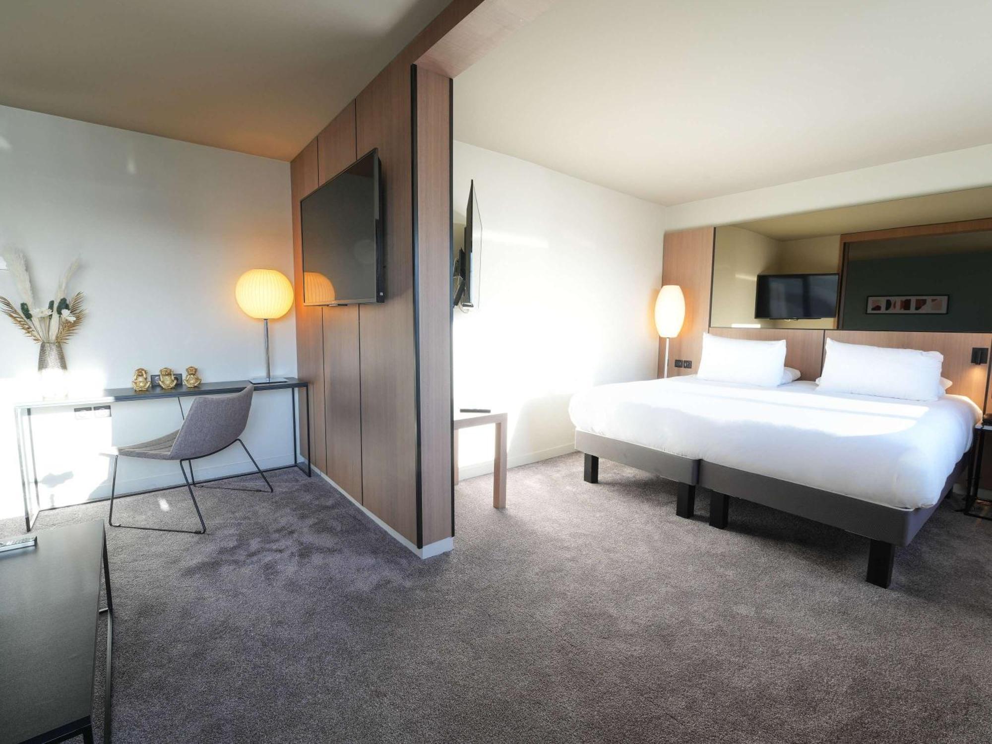 Pullman Bordeaux Lac Ngoại thất bức ảnh